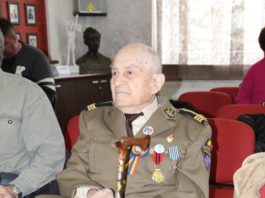 Veteranul de război Emil Veţeleanu, cel de-al 88-lea Cetăţean de Onoare al municipiului Râmnicu Vâlcea