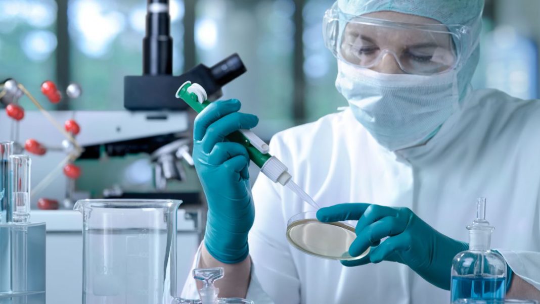 Teste pentru depistarea virusului misterios din China, disponibile în curând în România