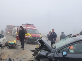 Accidentul s-a soldat cu doi morţi şi şapte persoane rănite