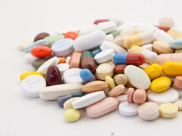 Paracetamolul și aspirina, vândute doar după o evaluare a farmacistului în Franța