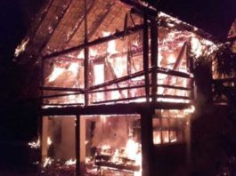 Trei cabane din Munții Sebeș, afectate de incendiu
