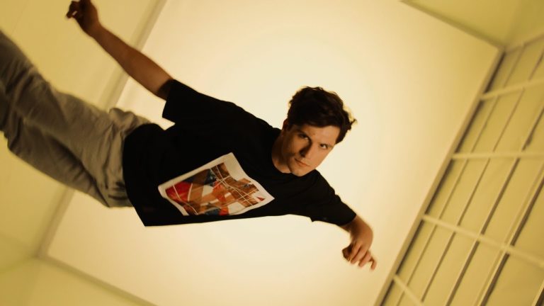 Piesa „Waiting”, lansată de Mark Stam, cucerește Italia!