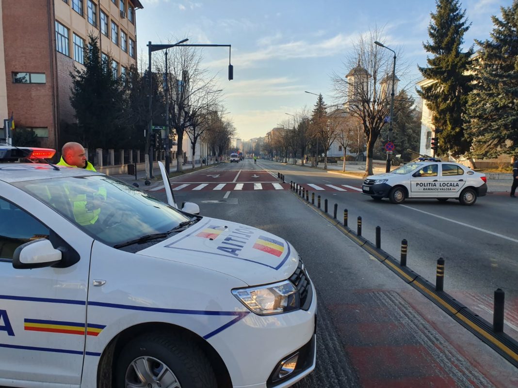 Un bărbat a amenințat că își aruncă mașina în aer într-o benzinărie din Bucureşti