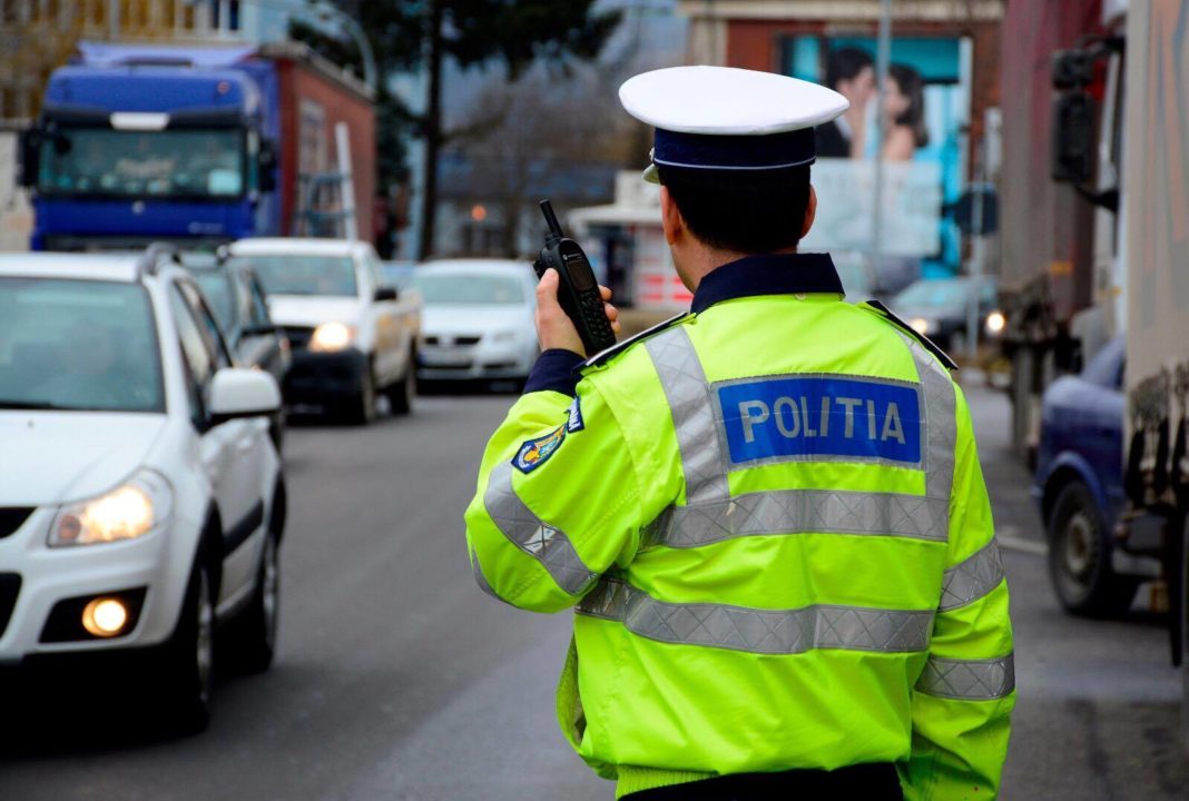 Polițiștii din Gorj au confiscat permisul auto al unui tânăr pe motiv că actul nu ar fi autentic
