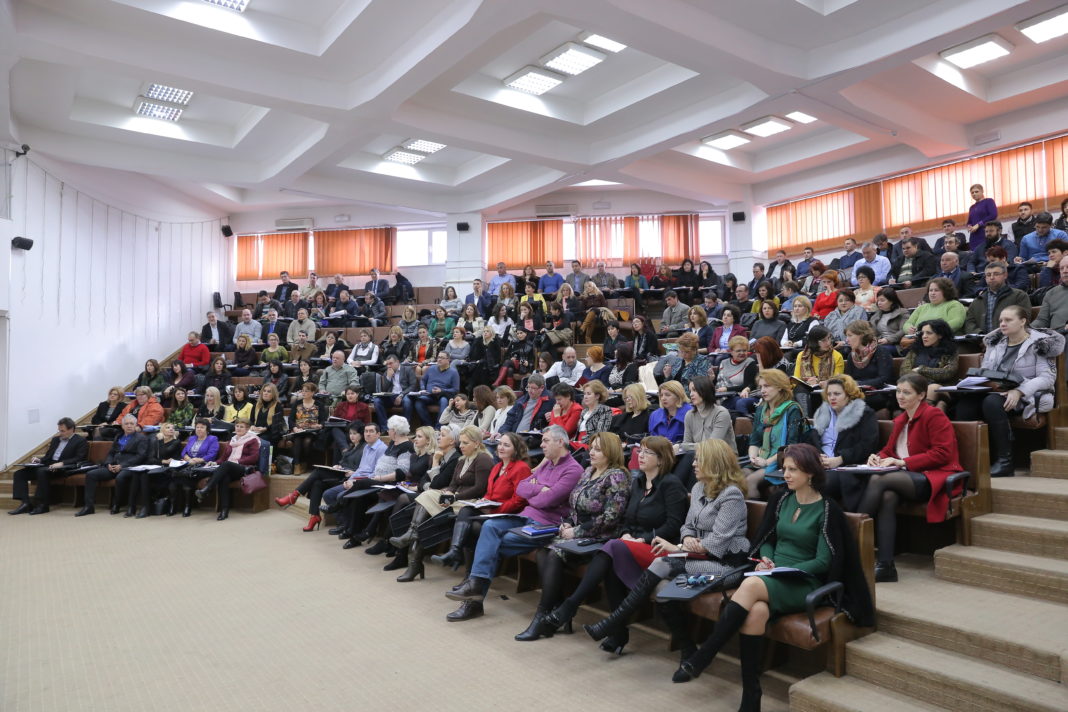 Profesorii din Dolj, vizaţi de mai multe inspecţii şcolare