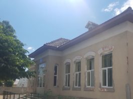 Primarul comunei Sadova susţine că reclamaţii pe tema elevilor înscrişi fictiv au fost şi la ISJ Dolj, dar nu s-au confirmat