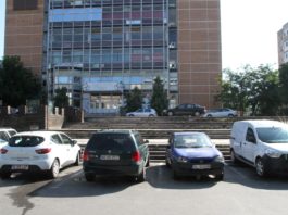 O noua parcare etajată cu 200 de locuri în faţa Casei Tineretului din Ostroveni