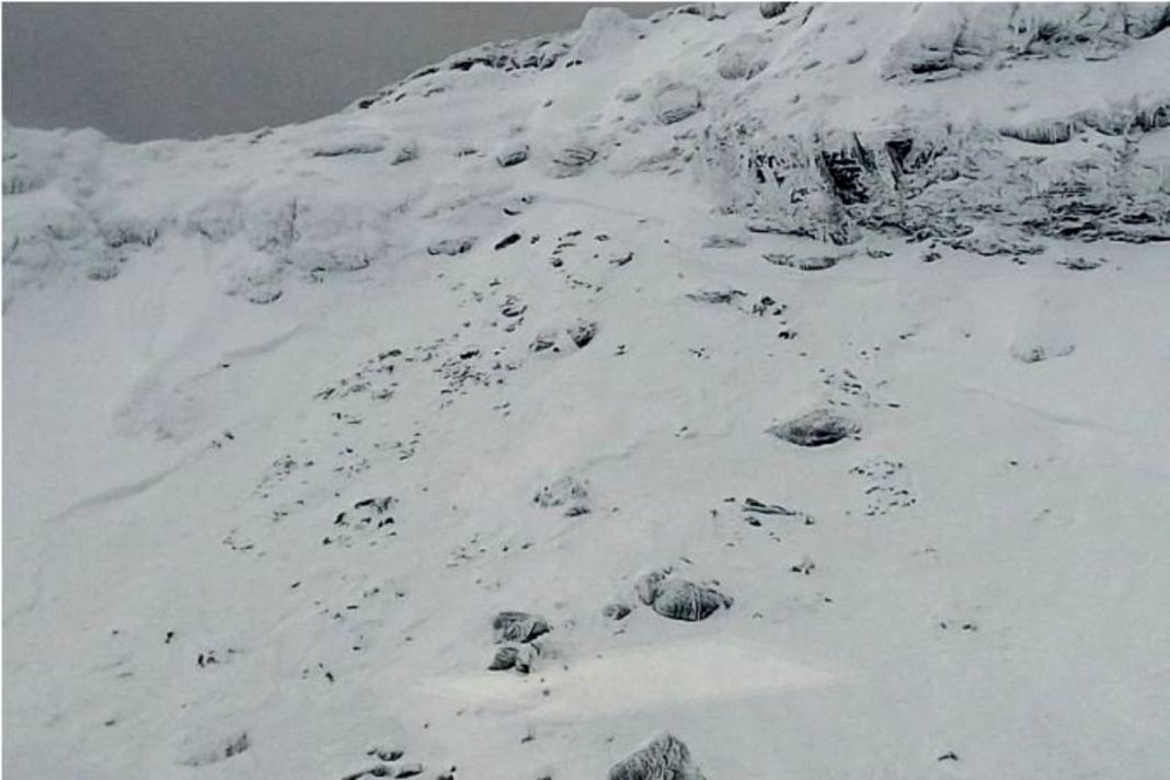 Risc de avalanşă în munţii Făgăraş - a avut loc o avalanşă mare la Bâlea