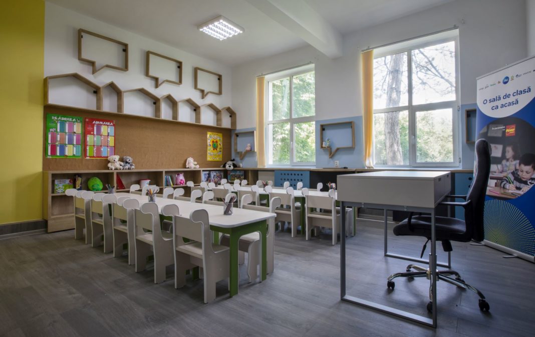 Școli închise integral în 6 județe, din cauza vremii