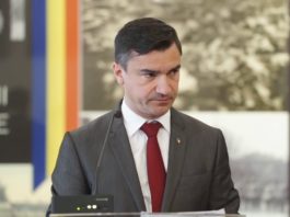 USR strânge semnături pentru demiterea primarului Iaşiului, Mihai Chirica