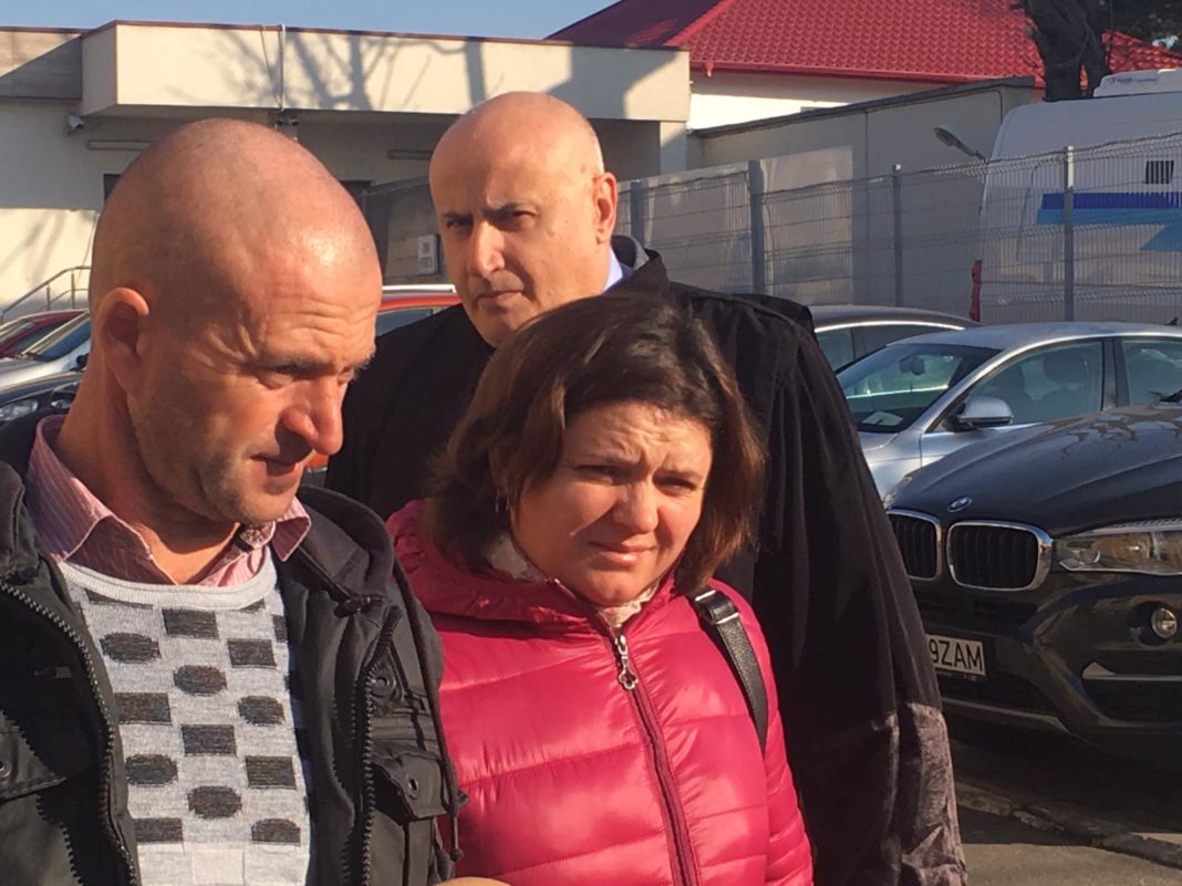 Cererea de strămutare a dosarului crimelor de la Caracal, judecată astăzi de Curtea de Apel Craiova