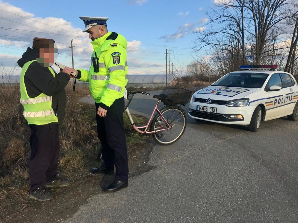 Bicicliştii au fost verificaţi de poliţiştii vâlceni