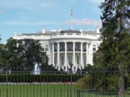 Consilierul lui Donald Trump pentru securitate naţională, Robert O'Brien, a fost testat pozitiv la COVID-19, a anunţat luni Casa Albă