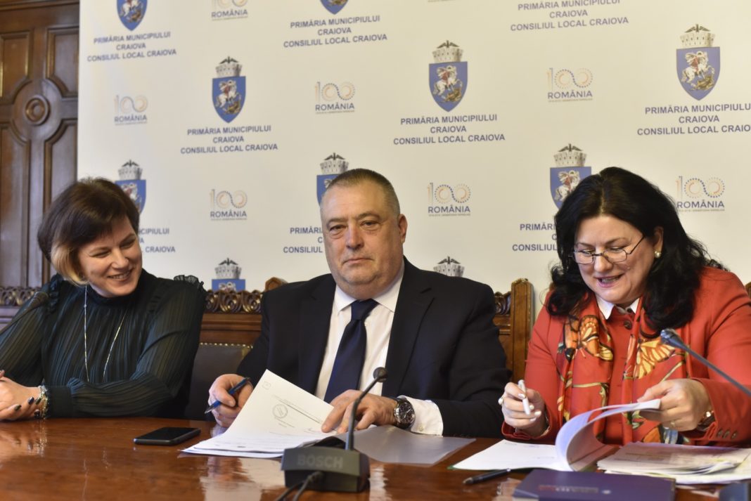 La Primăria Craiova s-a semnat contractul cu fonduri europene privind reabilitarea şi extinderea Şcolii „Gheorghe Țițeica”