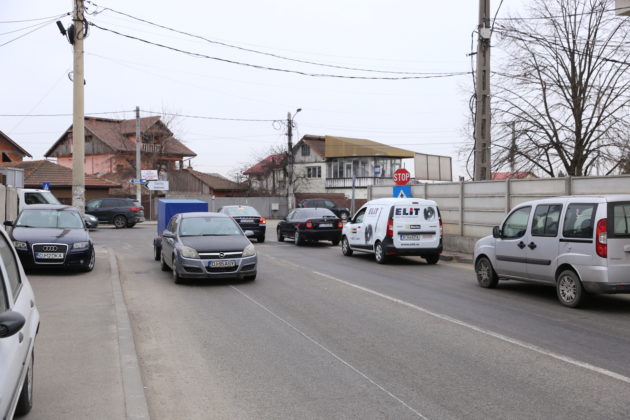 Primăria studiază varianta să amplaseze semafoare la intersecţia străzilor Brestei şi Pelendava