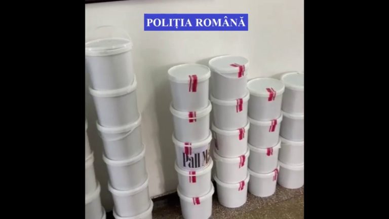 (VIDEO) Percheziţii la persoane care vindeau tutun pe Internet fără plata accizelor