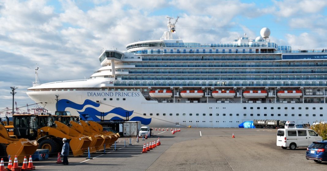 Doi pasageri de pe nava de croazieră Diamond Princess au murit