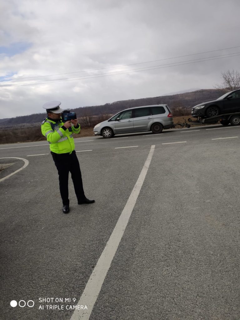Doljean băut, prins conducând cu 113 km/h pe DN 6