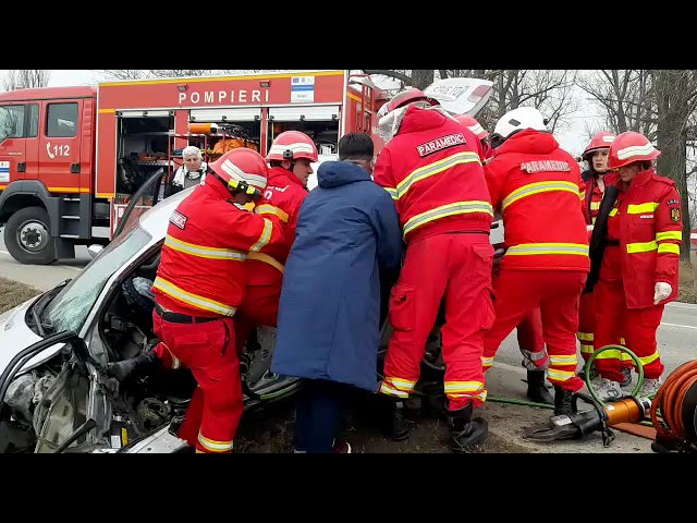 Accident la Balta Verde. Şofer încarcerat