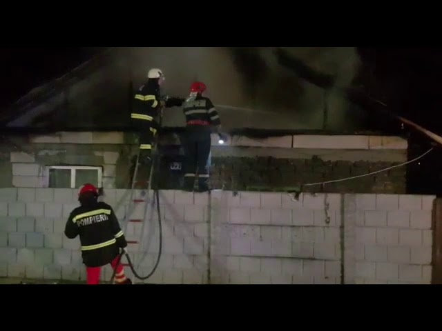 Incendiu izbucnit la o locuință din Olt