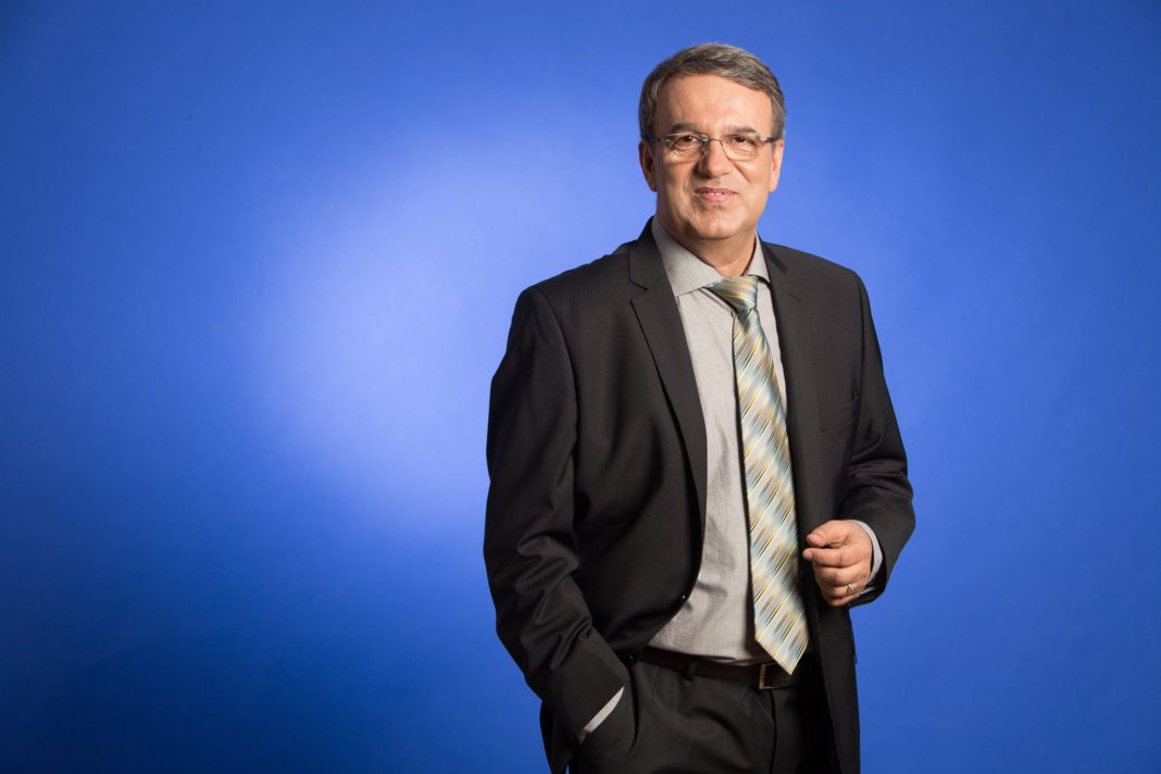 Senatorul PNL infectat cu coronavirus a participat și la o petrecere cu 400 de femei, la Constanța sursă foto: Facebook