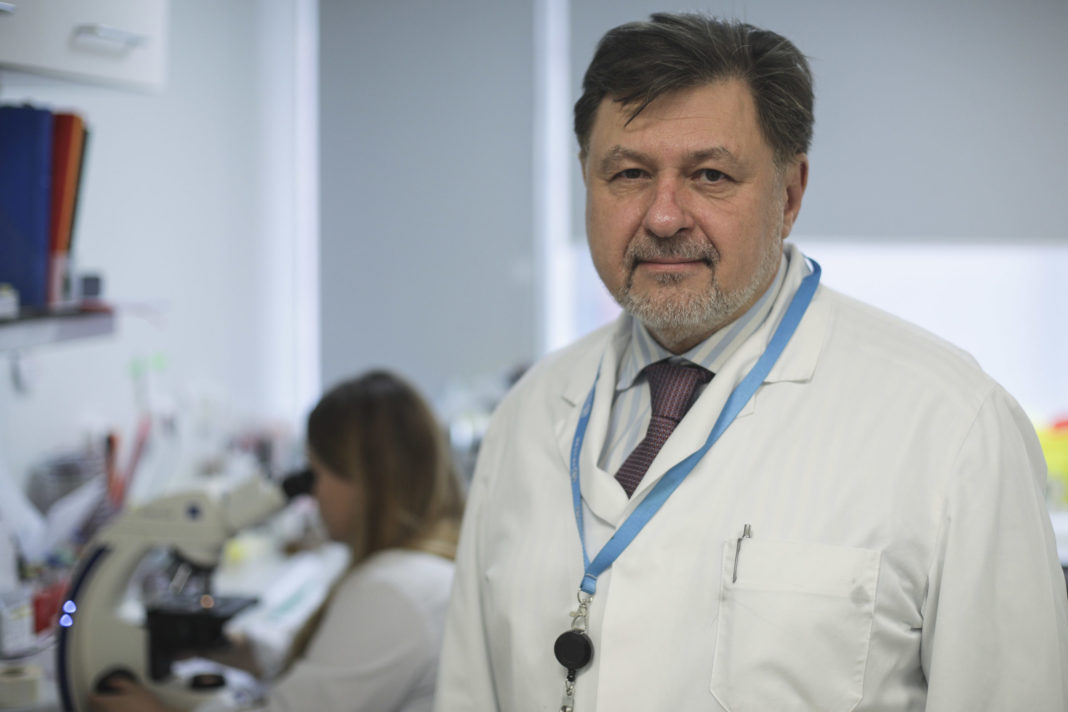 Alexandru Rafila, expert al OMS, a spus că indicele de transmisie trebuie să fie sub 1% ca să scăpăm de pandemie