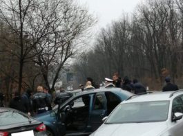 Polițiști de la Serviciul Rutier Olt, prinși în flagrant