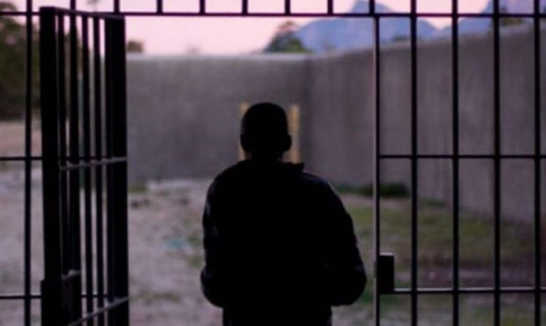 70.000 de deținuți sunt eliberaţi de către Iran din cauza coronavirusului