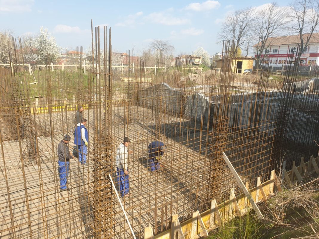 A început șantierul pentru a se reconstrui liceul din Bârca
