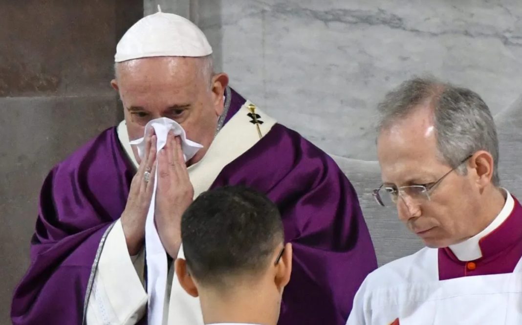 Papa Francisc: Toate bisericle catolice vor fi închise