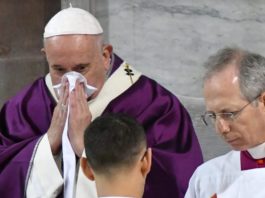 Papa Francisc: Toate bisericle catolice vor fi închise