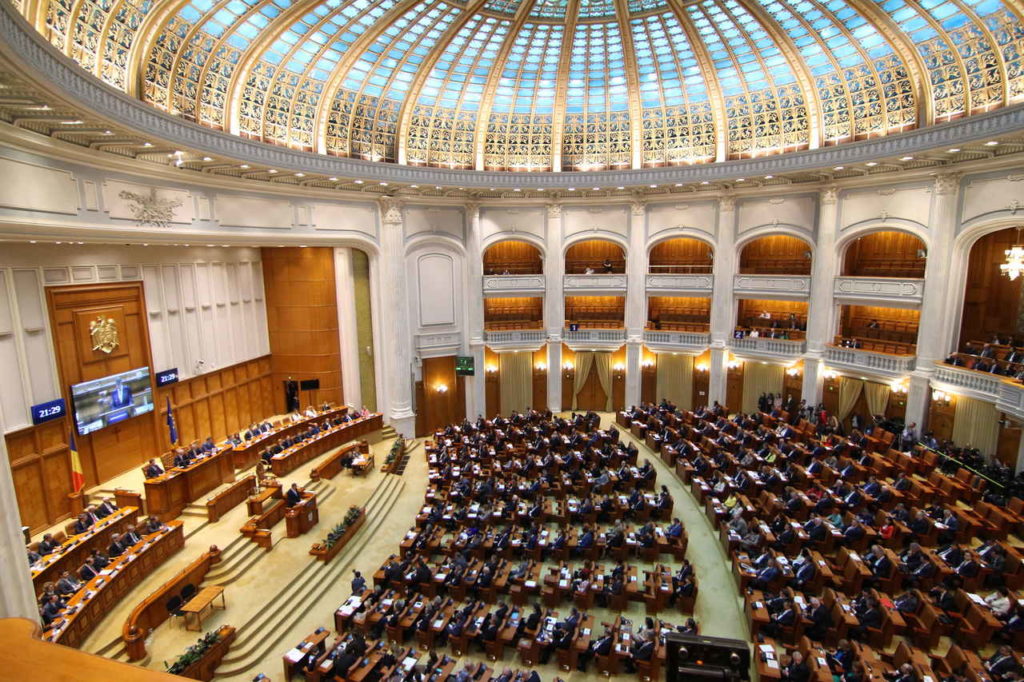 Noul Parlament al României va depune jurământul pe 20 decembrie