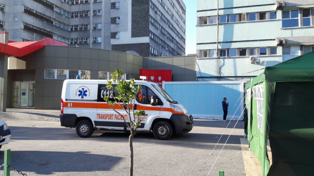 22 persoane diagnosticate pozitiv cu infecția cu COVID-19 se află internate în Spital Judeţean de Urgenţă Slatina