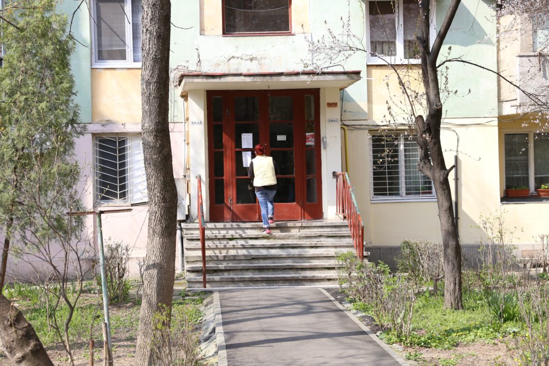 Asociații de proprietari din Craiova au fost călcate de inspectorii primăriei