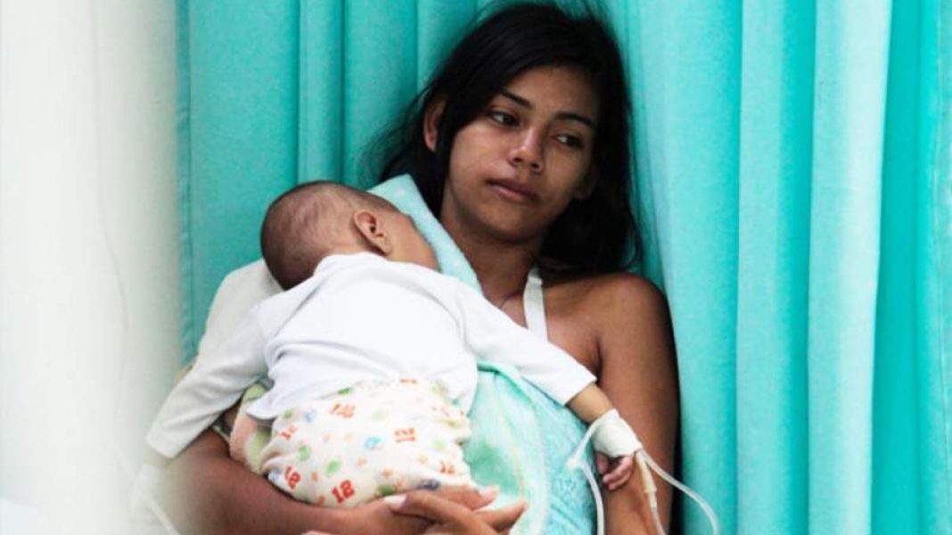 Ce le obligă pe femeile din Venezuela să-și abandoneze nou-născuții