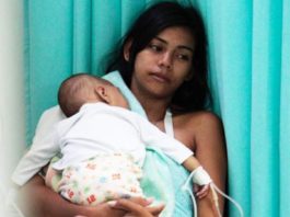 Ce le obligă pe femeile din Venezuela să-și abandoneze nou-născuții