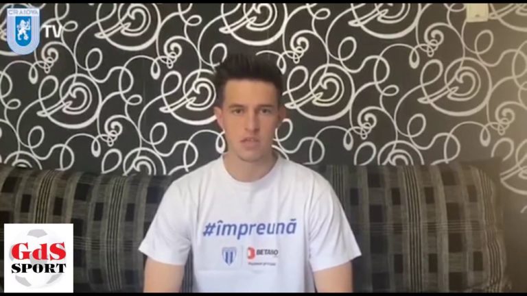 Fotbaliștii și staff-ul Universității Craiova urează tuturor un „Paște fericit“