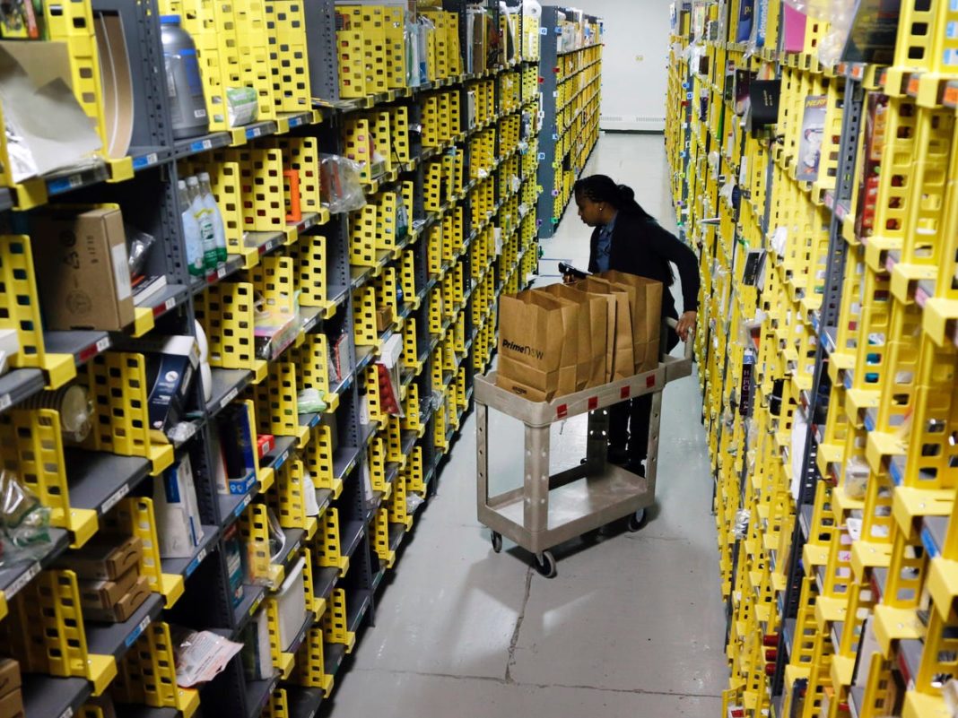 Amazon va angaja încă 75.000 pentru a rezolva cererea crescută din cauza crizei coronavirusului