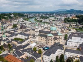 Austria va reduce taxele pentru angajaţi şi le va majora pe cele ale multinaţionalelor