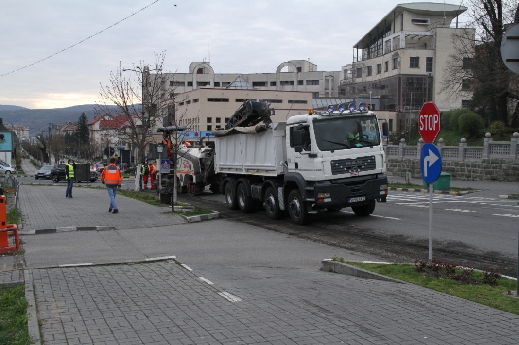 Lucrările de pe bulevardul Tudor Vladimirescu sunt estimate să dureze trei săptămâni