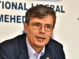Ce le-a cerut ministrul Economiei românilor, în privința baniilor pentru vacanțe