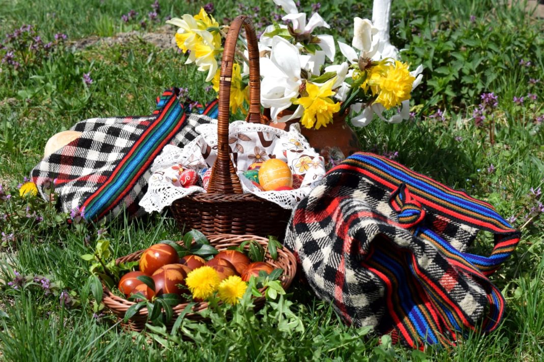 Tradiții și obiceiuri pentru Sâmbăta Mare