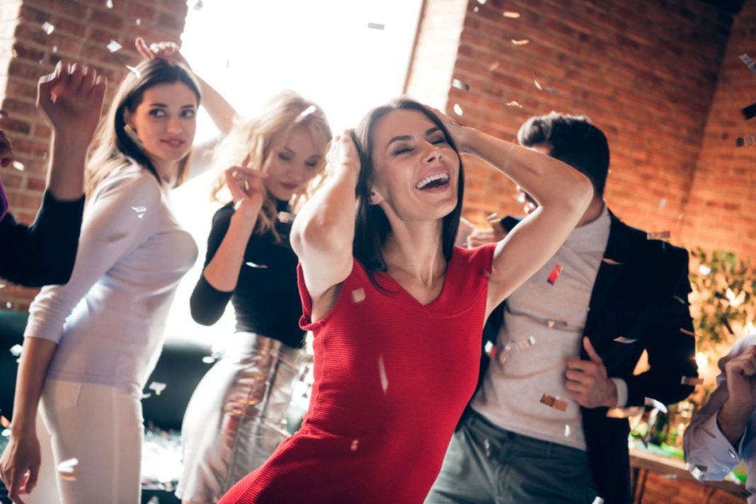 660 de petreceri a spart poliția din Manchester, weekendul trecut