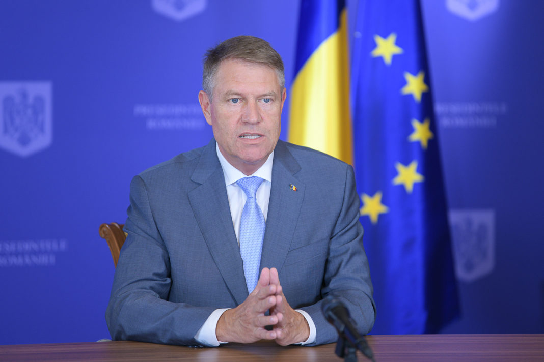 Iohannis a semnat numirea a doi membri în Consiliul Statistic Naţional