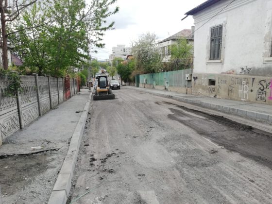 Au început lucrările de reabilitare a străzii Dealul Spirii, pornind de la intersecția cu Unirii