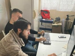 Studenți craioveni, în finala unei competiții de programare pentru mașinile viitorului