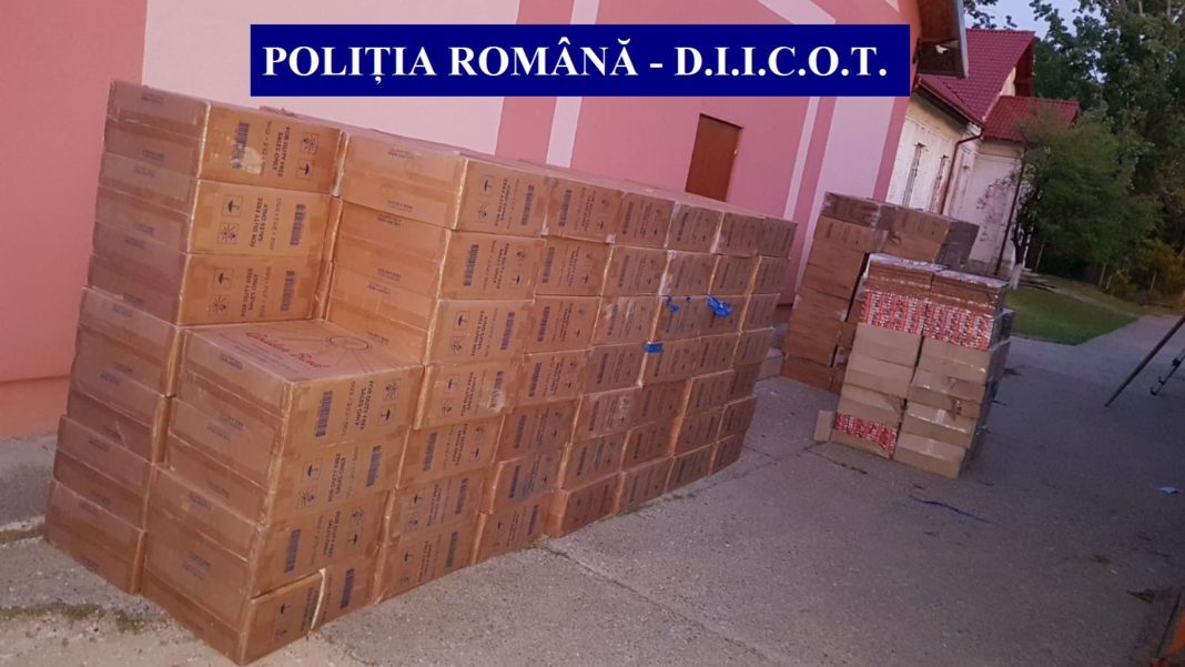 Polițiștii Serviciului de Combatere a Criminalității Organizate Mehedinți au făcut o captură de peste 110.000 de pachete de ţigări netimbrate