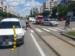 Un bărbat, de 37 de ani, din Craiova, a fost rănit în urmă cu puţin timp după ce a traversat pe culoarea roşie a semaforului.