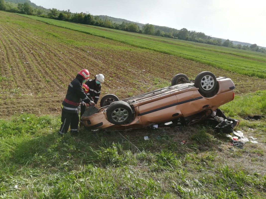 Accident cu cinci victime în comuna Tâmna