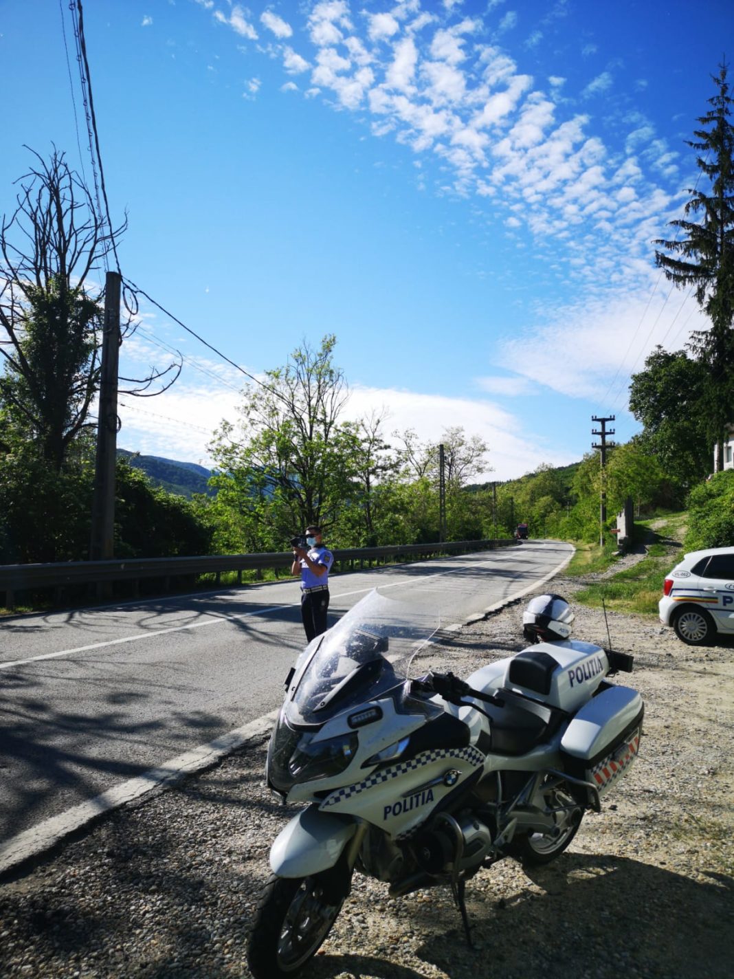Polițiștii Serviciului Rutier Vâlcea au acționat pe drumurile de pe raza județului pentru depistarea şoferilor care depăşesc viteza legală